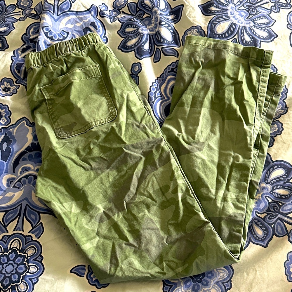 Gap boys Green Camouflage Pants
